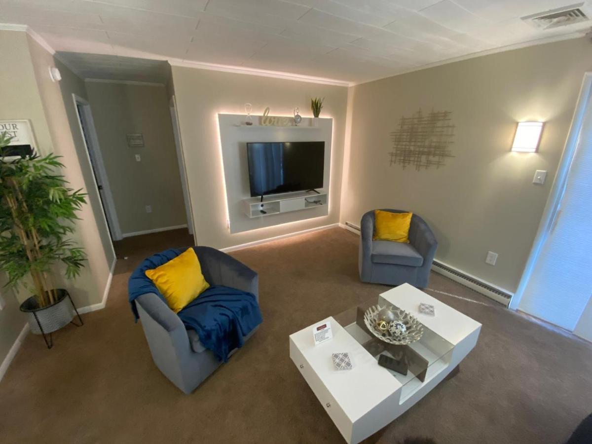 A Modern Apt Close To Downtown Lancaster Exterior photo