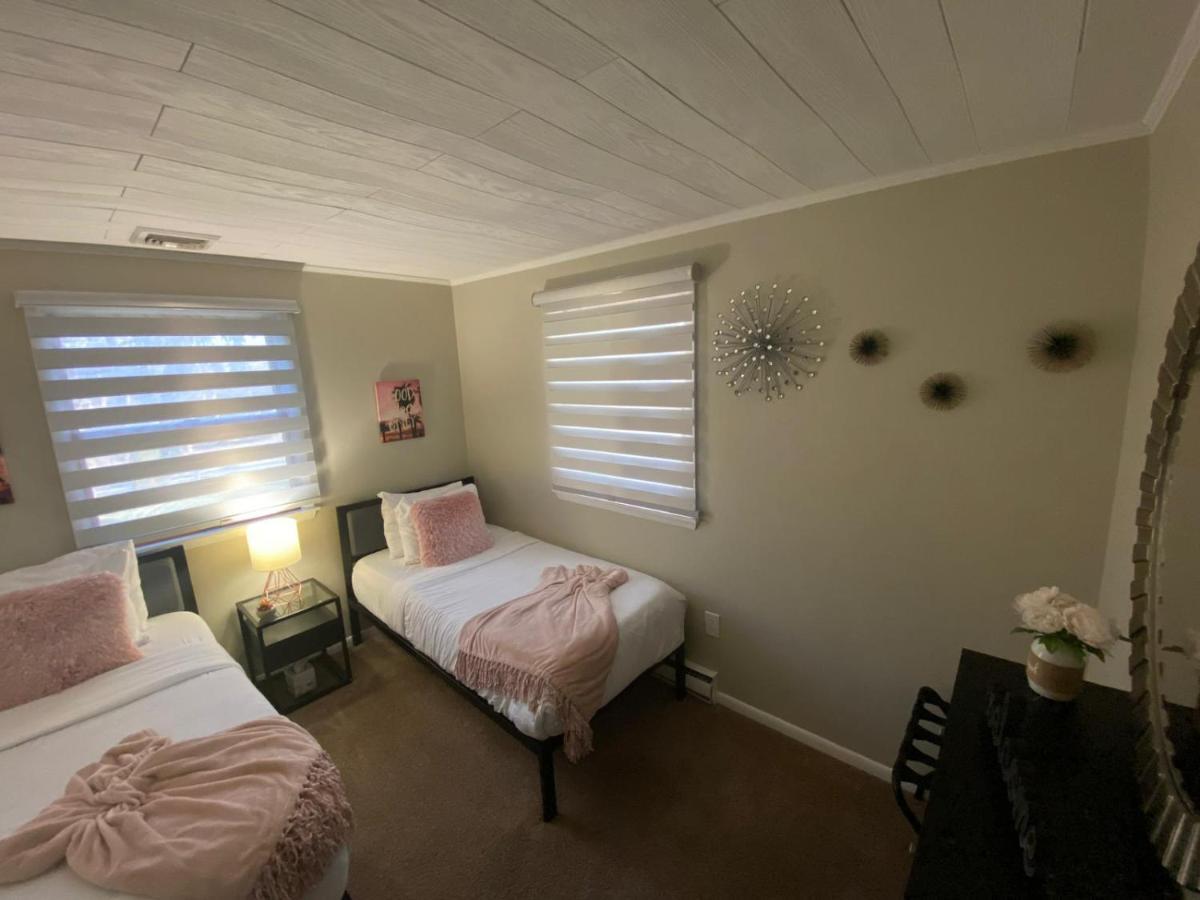 A Modern Apt Close To Downtown Lancaster Exterior photo