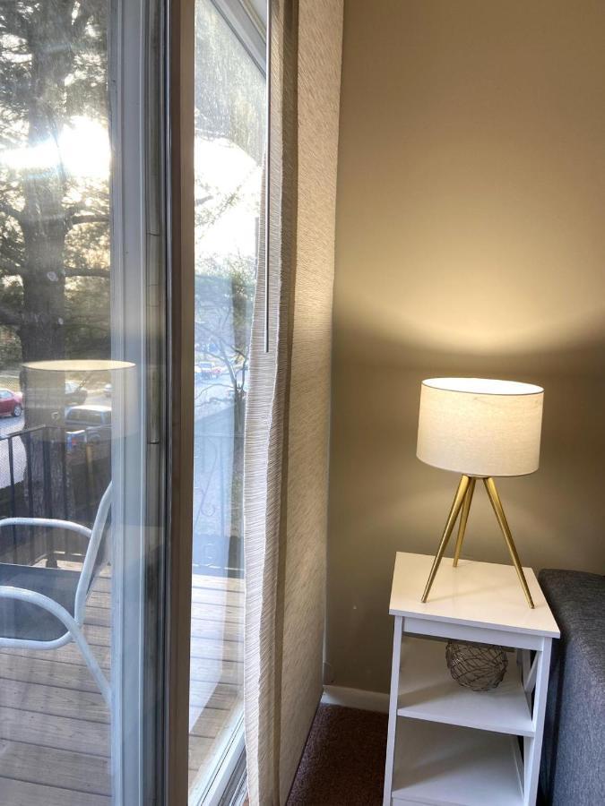 A Modern Apt Close To Downtown Lancaster Exterior photo